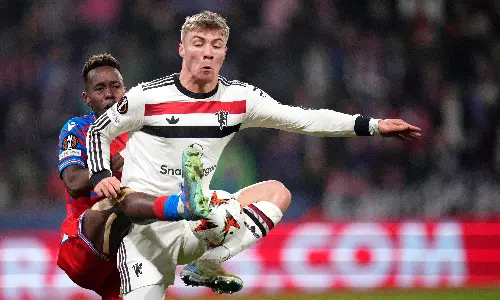 Hojlund brace as Manchester United beat Plzen in Europa League Hojlund brace as Manchester United beat Plzen in Europa League