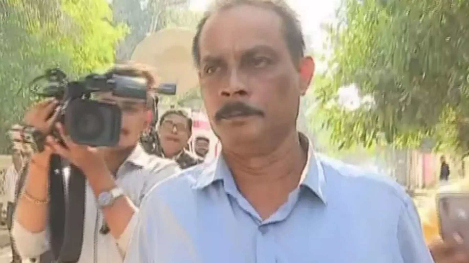 CBI Questions Odisha Principal Secretary’s Driver in Bribery Case CBI Questions Odisha Principal Secretary’s Driver in Bribery Case