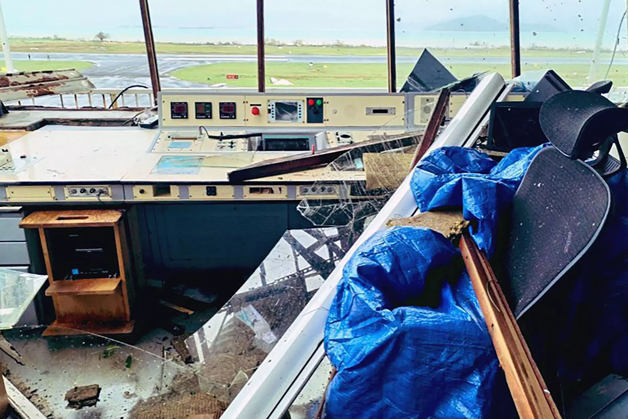 France fears heavy death toll from cyclone in Mayotte France fears heavy death toll from cyclone in Mayotte