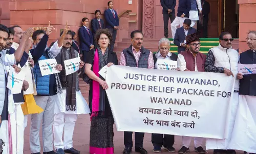 Priyanka slams govt for not providing relief package to Wayanad