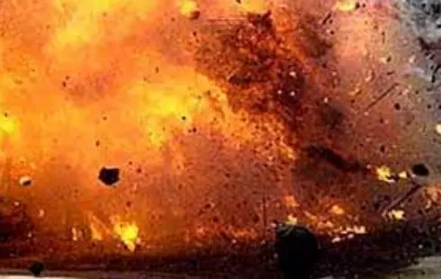 Firecrackers Factory Explodes at Home, 8 Die Firecrackers Factory Explodes at Home, 8 Die