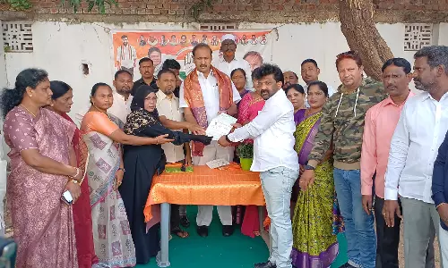 Telangana: People Not Getting Sops Can Call from Congress Help Desk