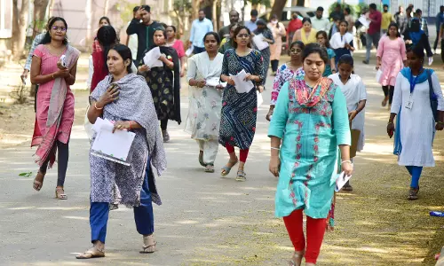 Telangana: Aspirants Fault Low Group-2 Turnout Due to Delays