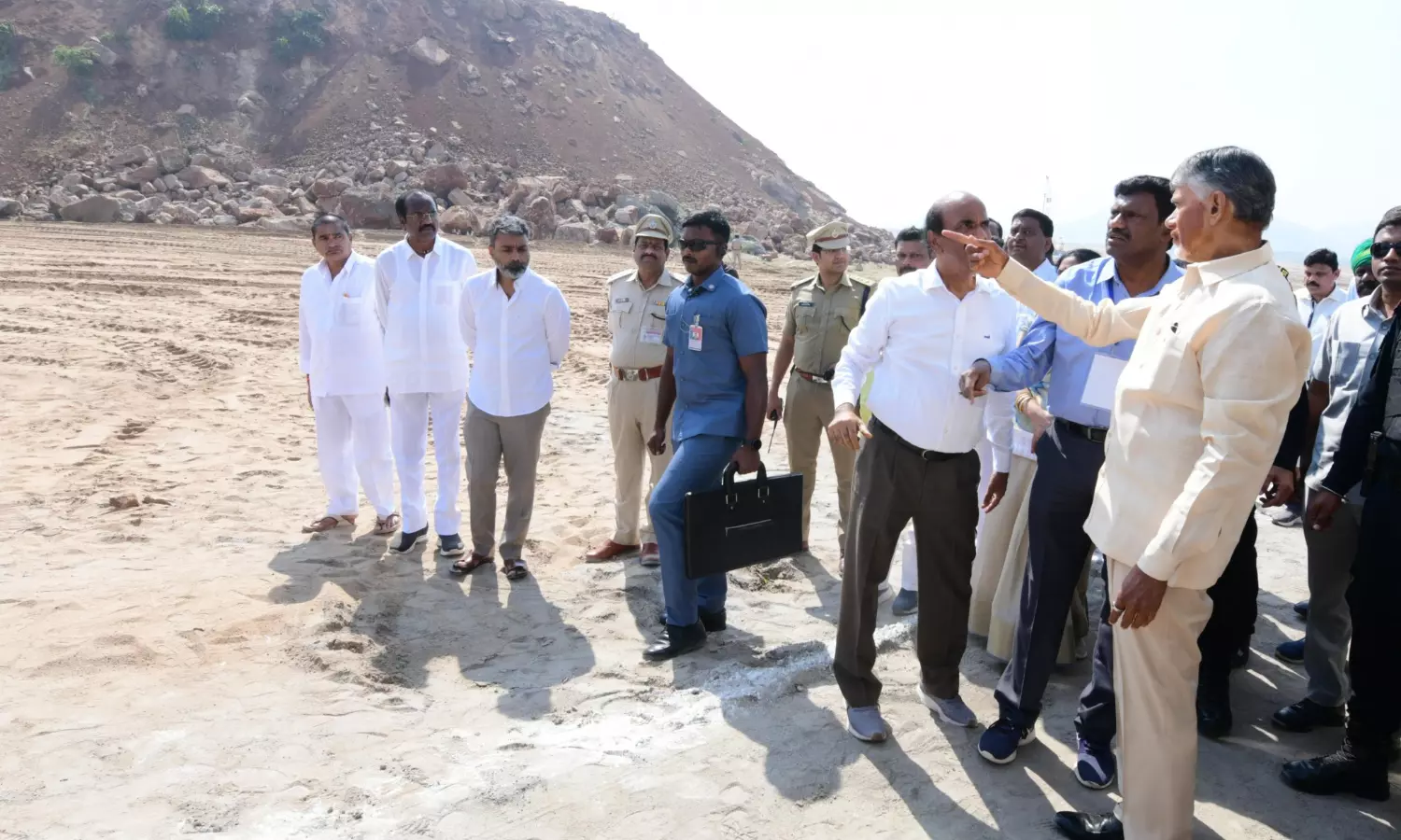 Naidu Calls for Completion of Polavaram by Oct 2026
