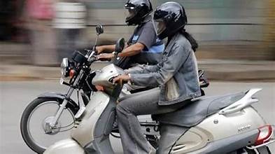 India Proposes Two Helmets per New Motorcycle for Safety