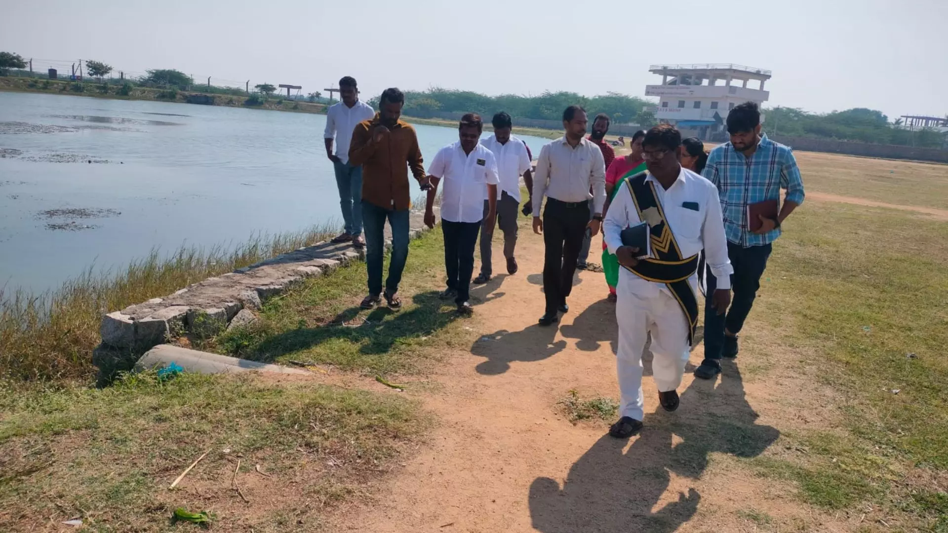 Neglected Bathukamma Kunta Awaits Transformation Neglected Bathukamma Kunta Awaits Transformation