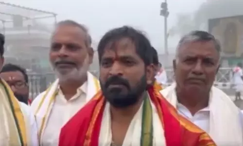 TTD discriminating Telangana leaders, people at Tirumala: BRS leader Srinivas Goud