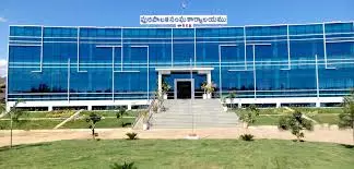 Tadipathri Municipality gets gold medal for saving electricity Tadipathri Municipality gets gold medal for saving electricity