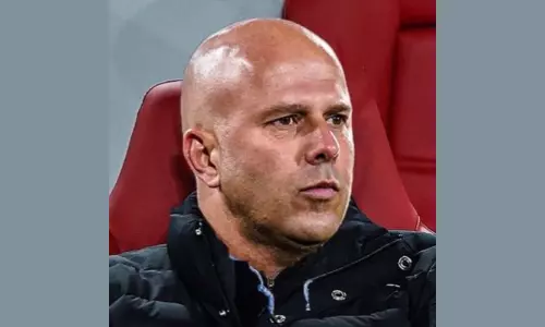 Liverpools Slot says he is Postecoglou fan ahead of Spurs clash