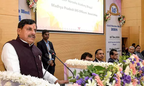 MP CM: Economist Manmohan unaware of zero-balance accounts, but chaiwala knew