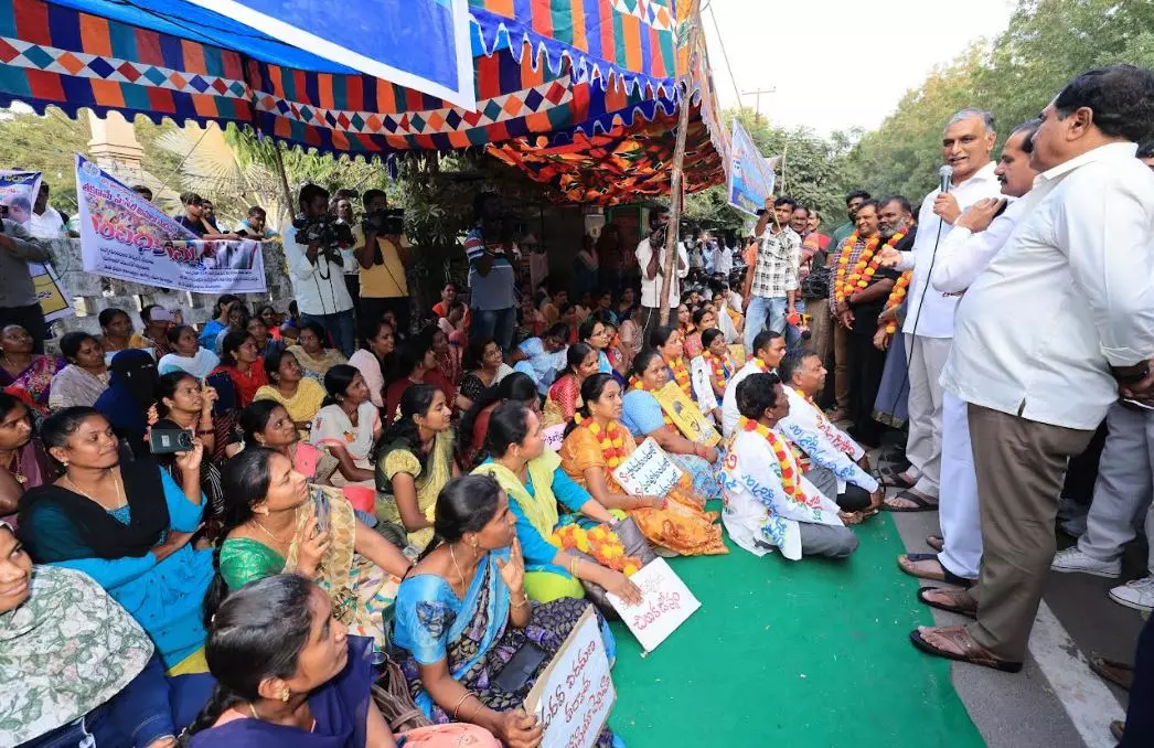 Congress blocking Warangal super specialty hospital works: Harish Congress blocking Warangal super specialty hospital works: Harish