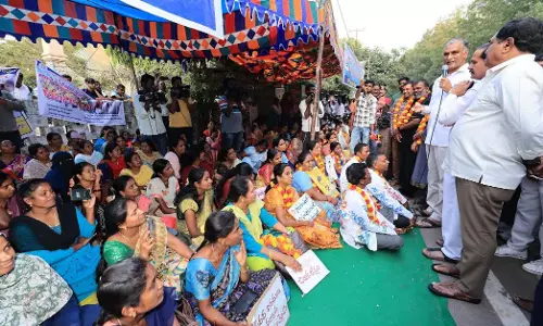 Congress blocking Warangal super specialty hospital works: Harish