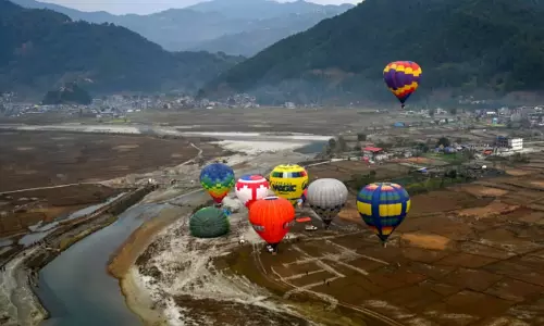 Nepal hosts hot air balloon festival