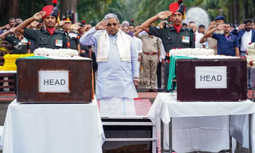 CM Siddaramaiah Pays Tribute to Karnataka Soldiers Martyred in J& K Accident