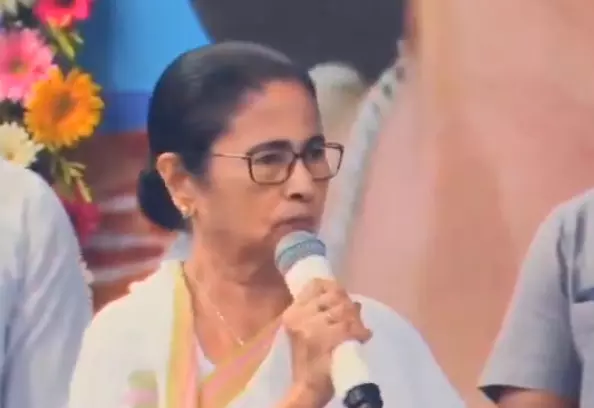 Mamata Vows Support for Bengal School Staffers Who Lost Jobs Mamata Vows Support for Bengal School Staffers Who Lost Jobs