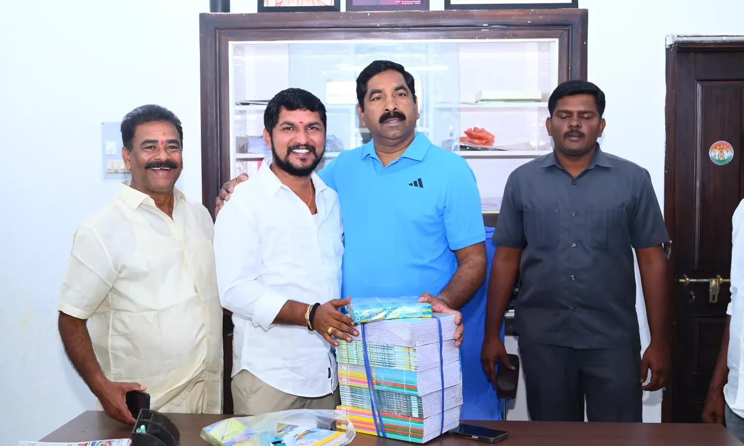 Wardhannapet MLA seeks books over bouquets for new year