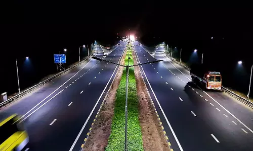 NHAI Exceeds Highway Target, Hits Record Rs 2.5 Lakh Crore Capex