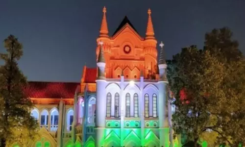 MP HC Allows Minor Girl to Terminate 32-week Pregnancy, Caused by Rape MP HC Allows Minor Girl to Terminate 32-week Pregnancy, Caused by Rape