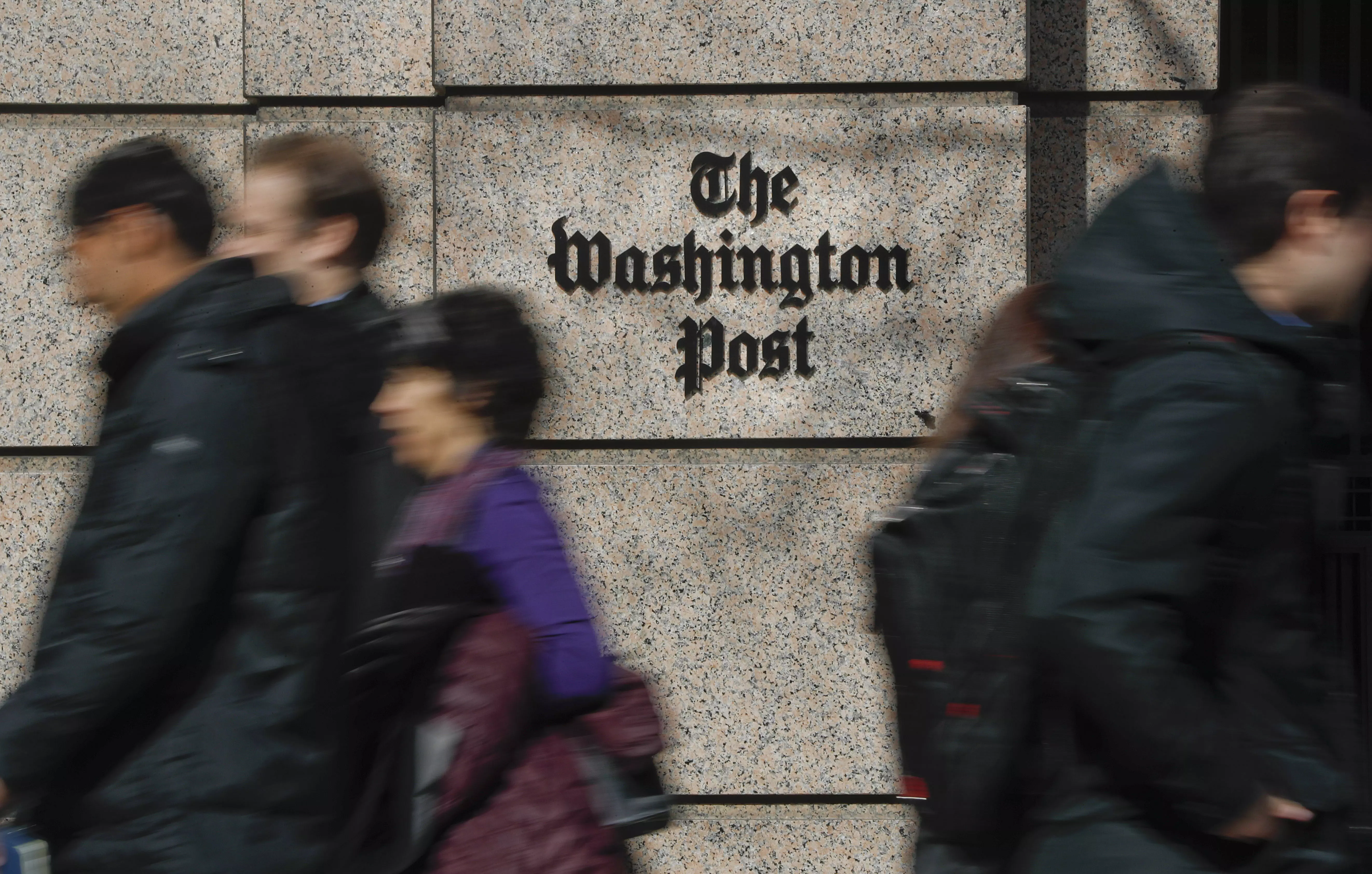Washington Post cartoonist quits after paper rejects sketch of Bezos bowing to Trump Washington Post cartoonist quits after paper rejects sketch of Bezos bowing to Trump