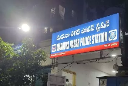 Girl escapes after parents force her into prostitution in Hyderabad Girl escapes after parents force her into prostitution in Hyderabad