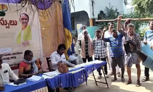 Andhra Pradesh: Land Grab Protest Rocks Kavvagunta