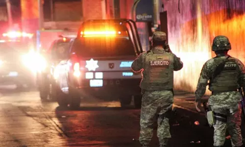 10 gunmen dead in clash with Mexico security forces
