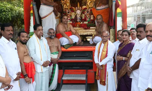 Srivari Kalyanaratham Leaves for Kumbh Mela from Tirumala