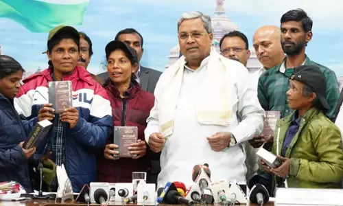 Naxals, Including Women, Surrender Before CM in Karnataka