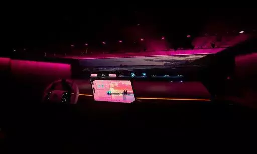 From AI assistants to holographic displays, automakers showcase in-cabin experiences at CES From AI assistants to holographic displays, automakers showcase in-cabin experiences at CES