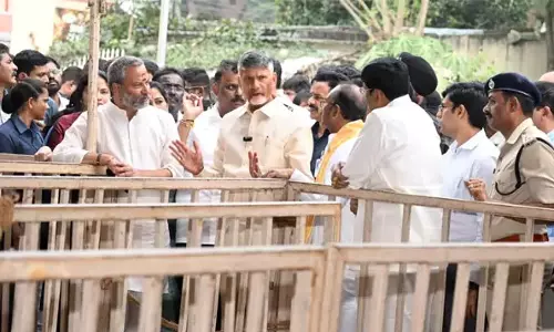 Tirupati Stampede: Naidu Reprimands TTD EO, Collector