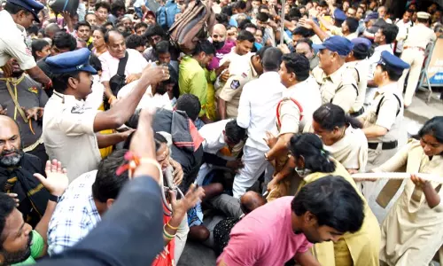 Tirupati deaths akin to Godavari Pushkaralu casualties in 2015