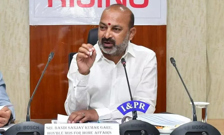 Bandi threatens to expose KTR’s misdeeds Bandi threatens to expose KTR’s misdeeds