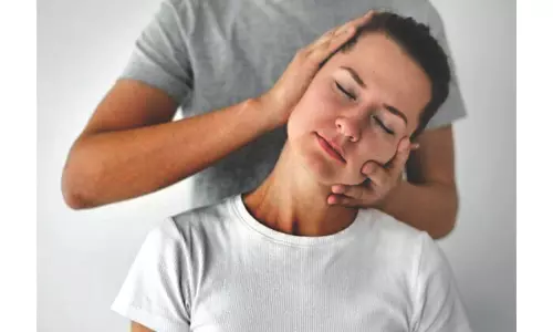 A Deadly Neck cracking ordeal A Deadly Neck cracking ordeal