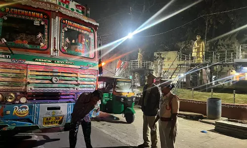 Face Wash and Go drive for safety of commuters