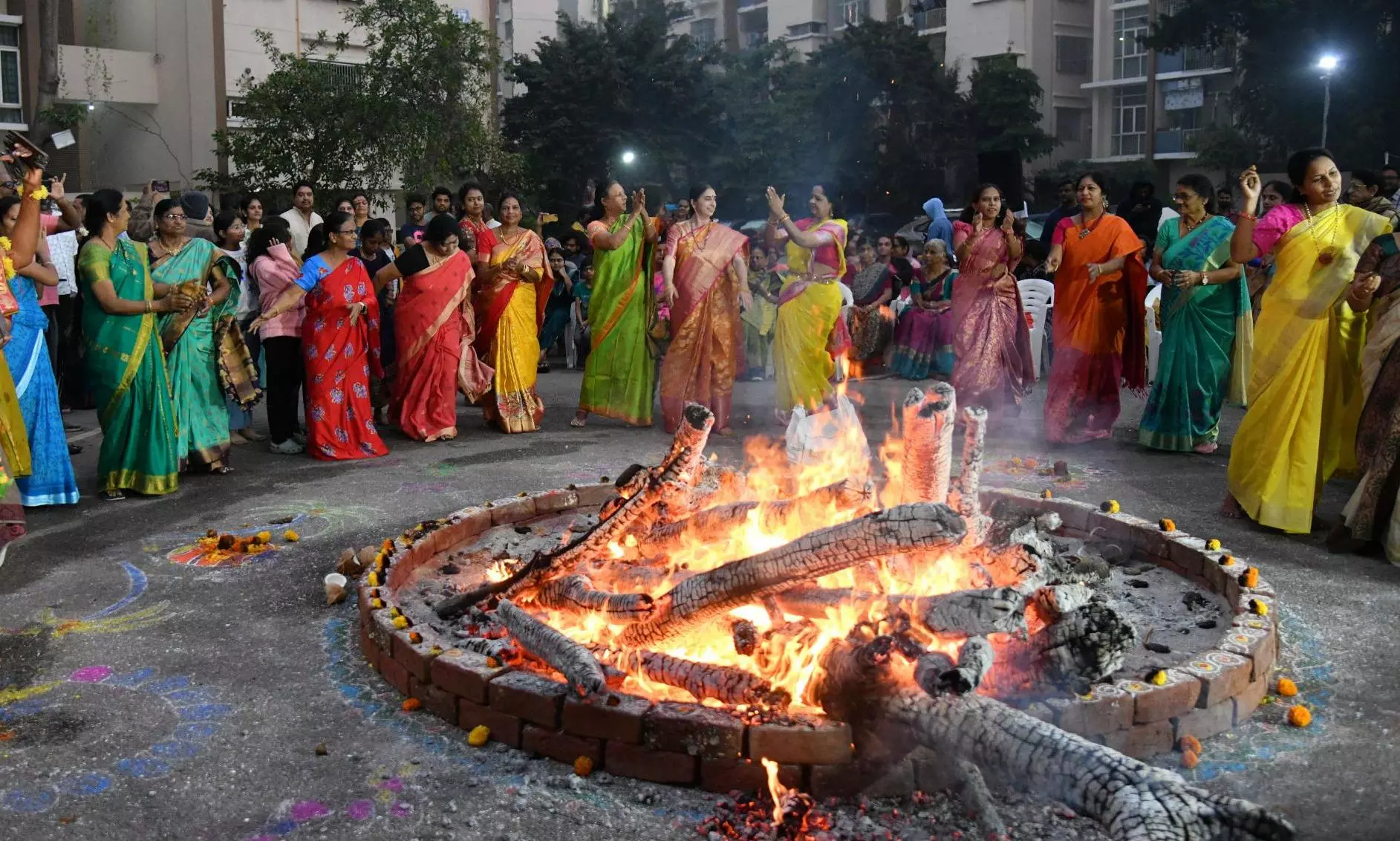Hyderabad wakes up to Bhogi bonfire Hyderabad wakes up to Bhogi bonfire