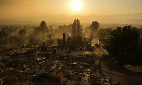 Los Angeles Wildfires Kill 24, Displace Thousands, Destroy 12,000 Structures