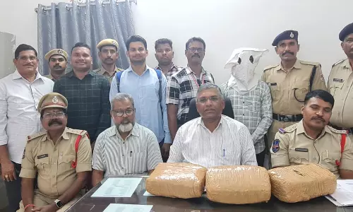 RPF Seizes Courier With Six Kg of Dry Ganja