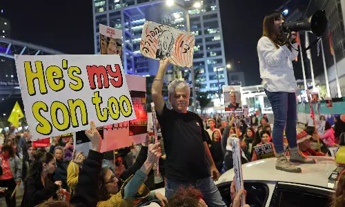 US confident Gaza truce will go ahead as Israel launches new strikes