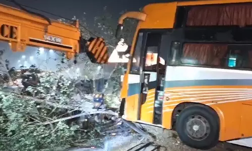 Suryapet: Two die, five injured in road accident