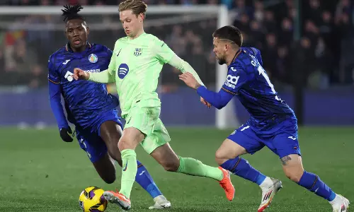 La Liga: Barcelona stumble to frustrating Getafe draw in title setback