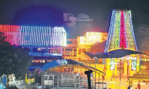 Komuravelli Mallanna Jatara Turns Grand at Cherial Temple