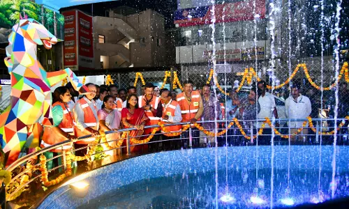 GHMC opens fountain, decorative lights in Narayanguda