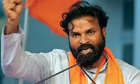 Facing blame for defeat of BJP in Sandur bypoll, Sriramulu plans to meet Modi