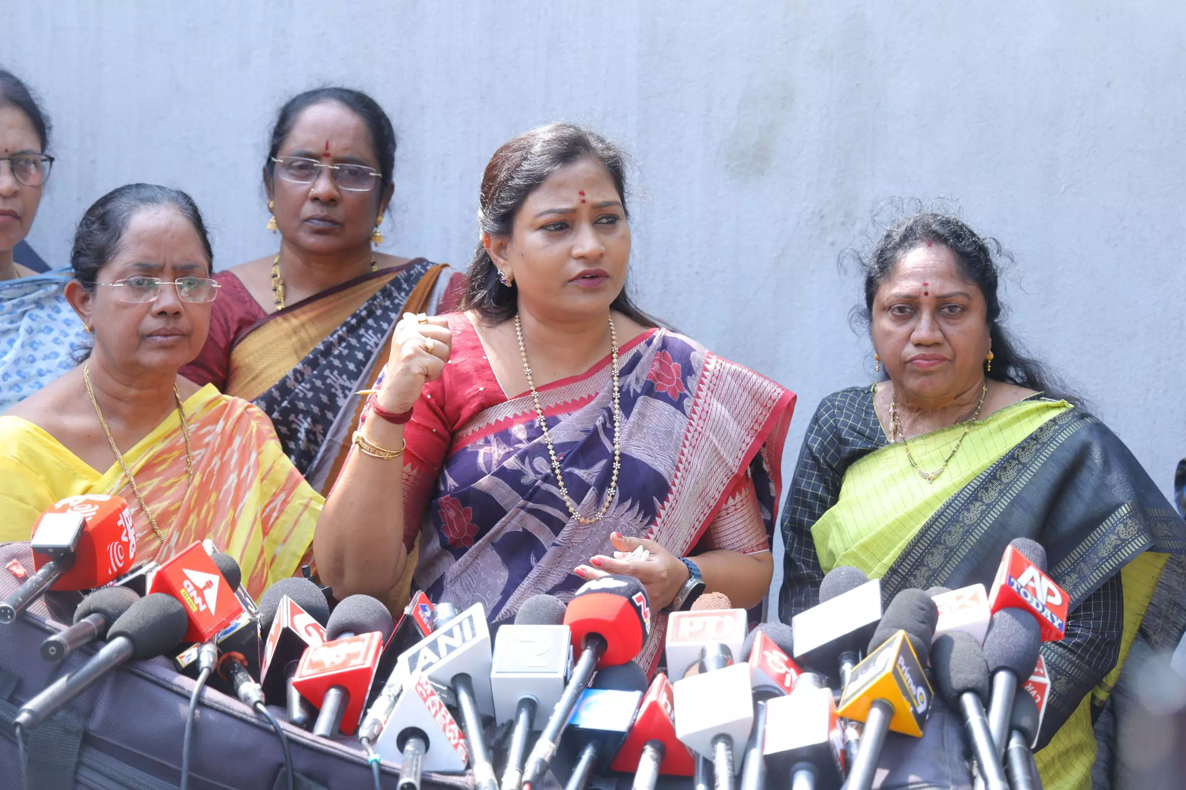 Home Minister visits Juvenile girls home, addresses recent controversies