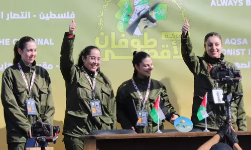Hamas frees 4 female Israeli soldiers as part of Gaza ceasefire