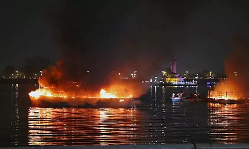 Hussainsagar boat fire: Standby speed boats saved lives of five people