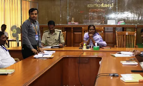 Bagalkot officials warn private moneylenders against harassment