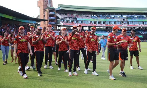 Sunrisers bid their Orange Army farewell with bonus point win over Paarl Royals