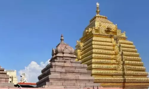 Chaos mars darshan at Ishta Kameshwari temple