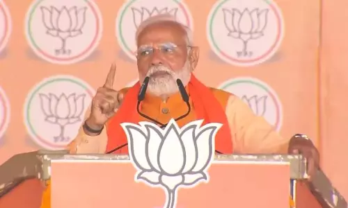 AAP fails students poor in studies: PM Modi